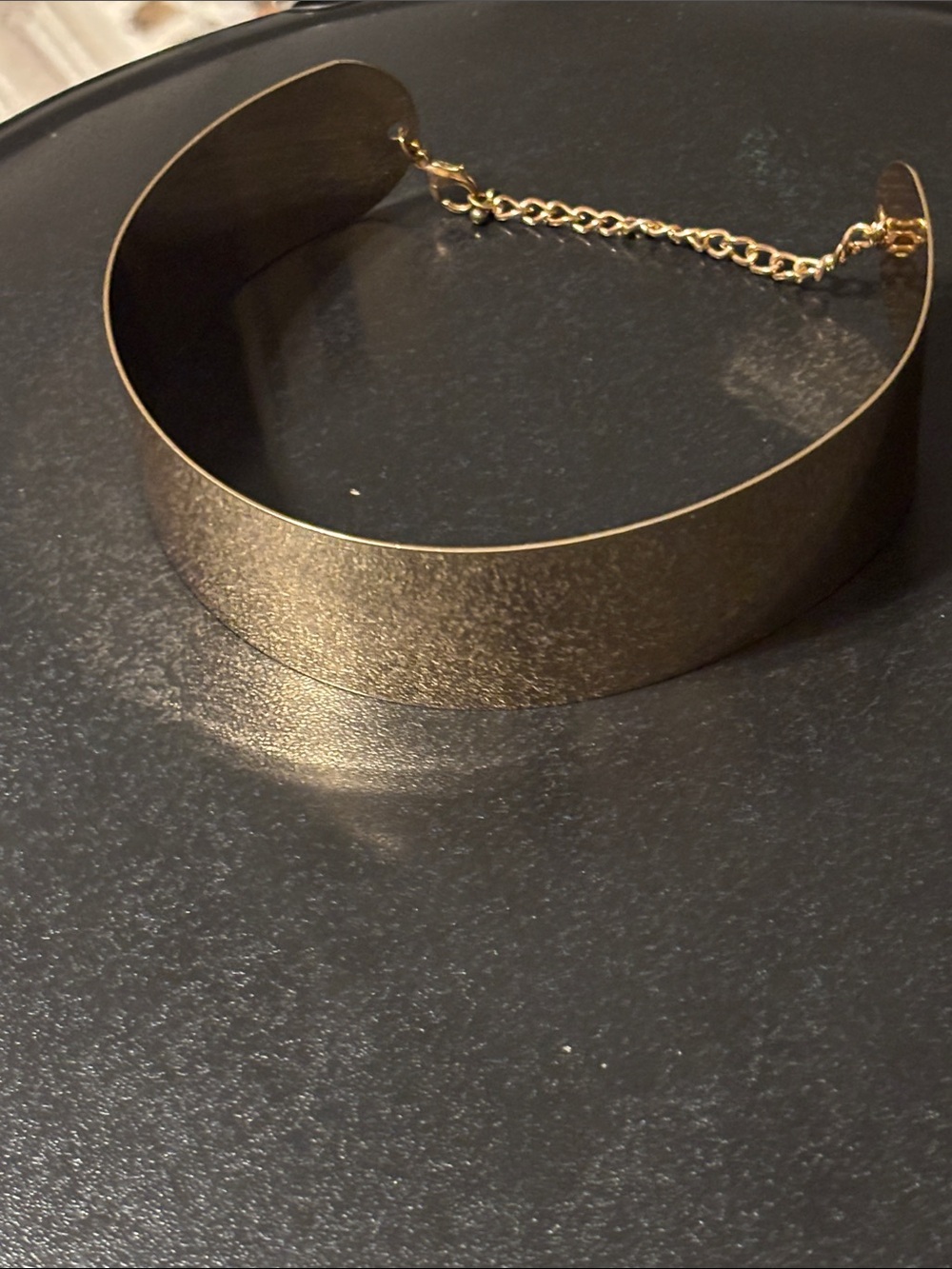 Gold‎ Wide Metal Choker Necklace - Sleek Gold Tone Collar for Women
